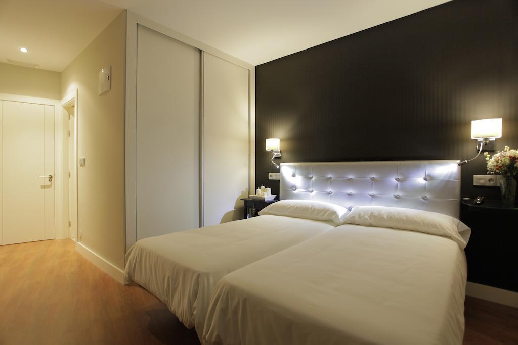 Hotel Rosal Oviedo Exteriér fotografie