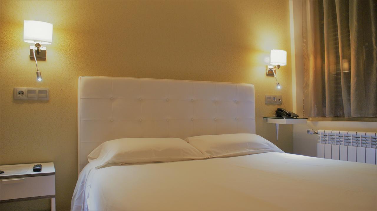Hotel Rosal Oviedo Exteriér fotografie