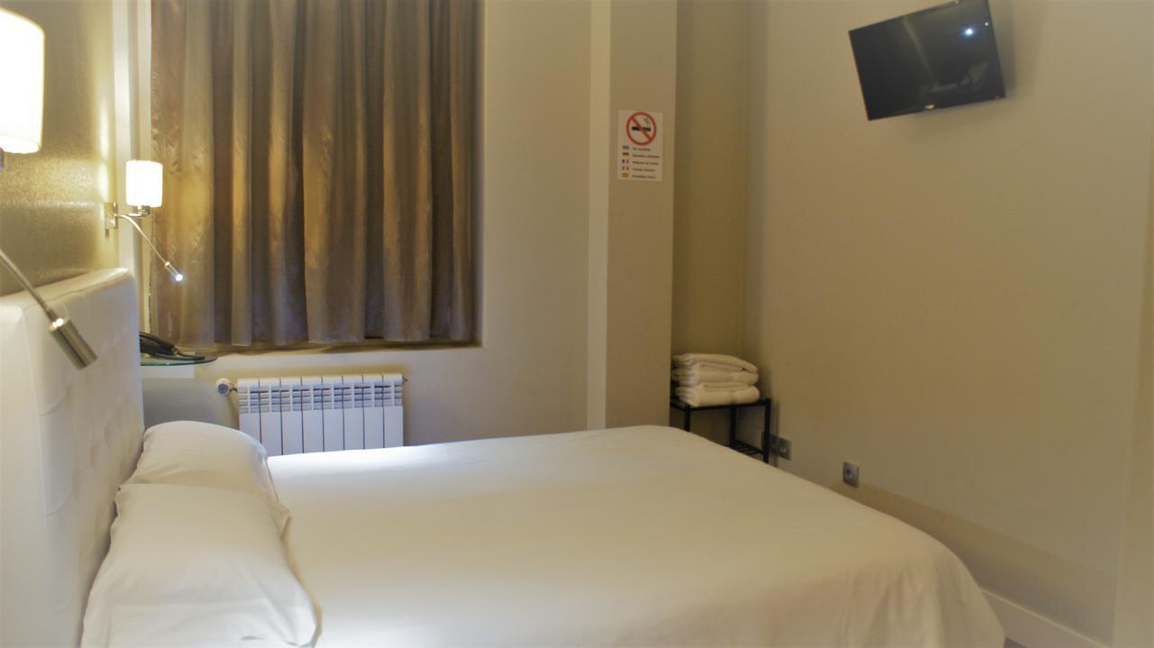 Hotel Rosal Oviedo Exteriér fotografie